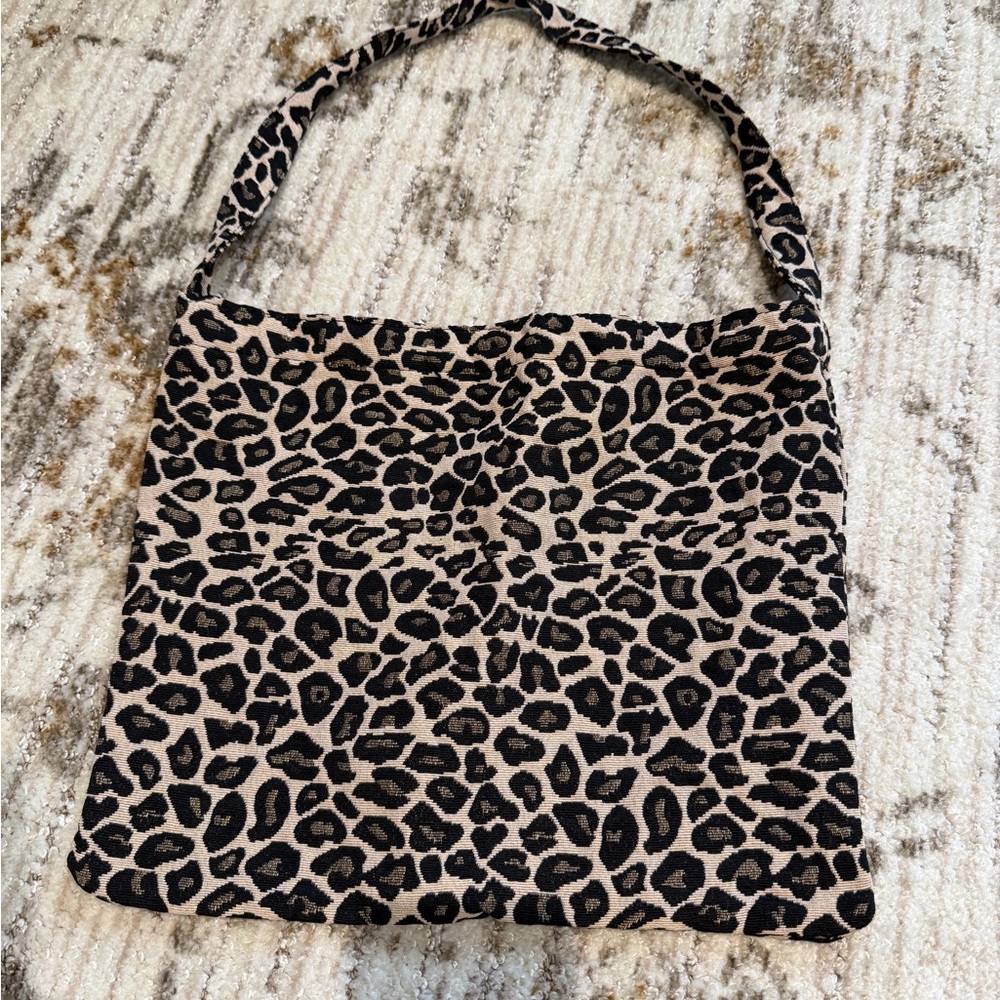 SHEIN Leopard Print Shoulder Bag in Beige and Black